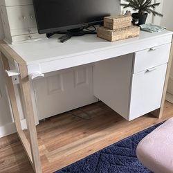 Mueble para computadora