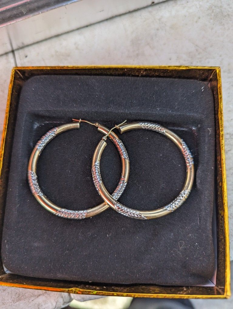 14k Gold hoop Earring Set 