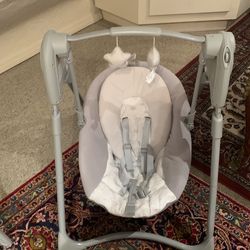 Graco Baby Swing