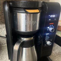Ninja Hot And Cold Coffee Maker + Tea with Thermal Carafe