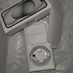Apple iPhone 15 Black Box With USB C Cable 