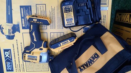 Dewalt Battery-powered Impact driver DCF809