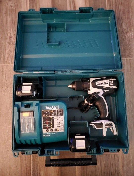 Makita LXFD01CW 18V Drill Set
