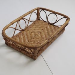 Vintage small basket/tray