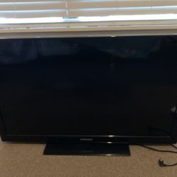 40” Samsung Flatscreen TV