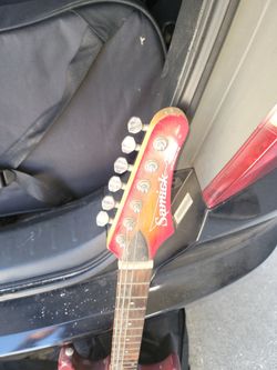 Electric guitar