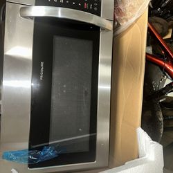 FRIGIDAIRE Microwave Over The Range