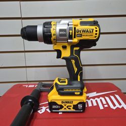 NEW DeWalt 20V Flexvolt Brushless 3-Speed Hammer Drill With 5AH Battery