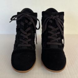 BE&D 90’s Wedge | Woman’s 38 US | Black 