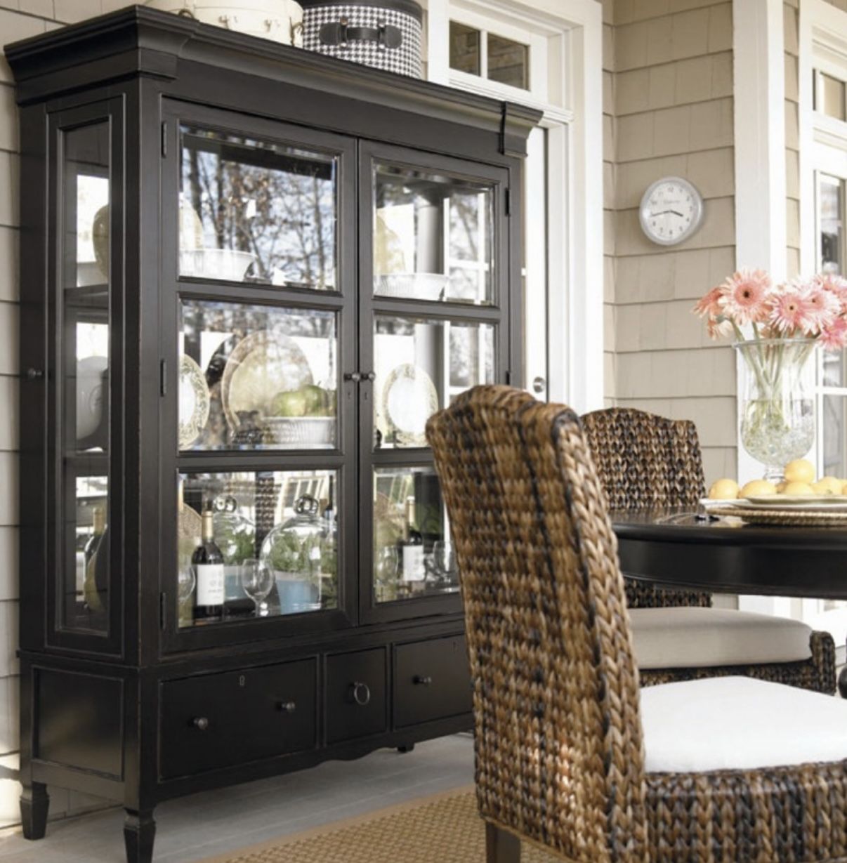 Universal Furniture, Summer Hill - Display Cabinet, Midnight