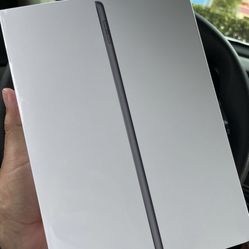 New Sealed 10.2-inch 2021 iPad 9th Gen WIFI 64GB Space Gray MK2K3LL/A