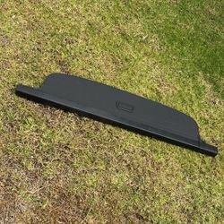 volkswagen tiguan trunk cover - 2019