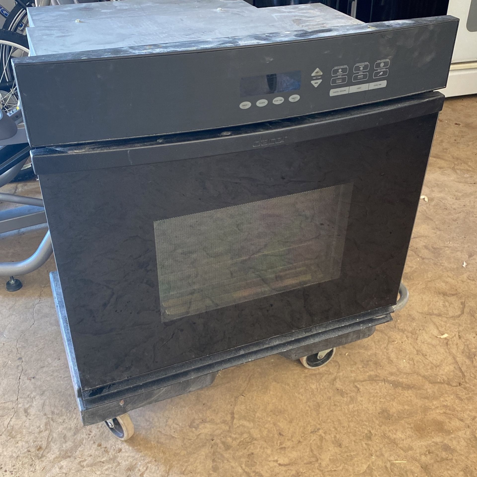 Dacor Convection Oven Black