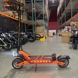 Dual-motor high-speed electric scooter