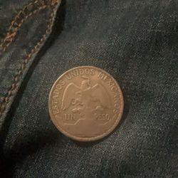 1910 Sterling Silver Un Peso