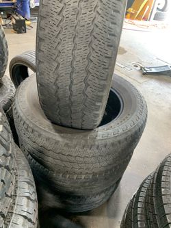 275/65/20 LT used Bridgestone dueler