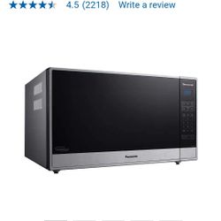 Panasonic Family Size 2.2CuFt Countertop Microwave Oven with Cyclonic Inverter Technology NN-SN97HS