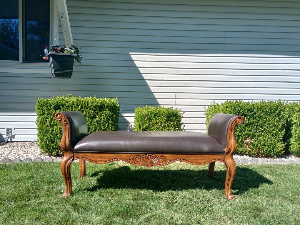 Upholstered Bench 