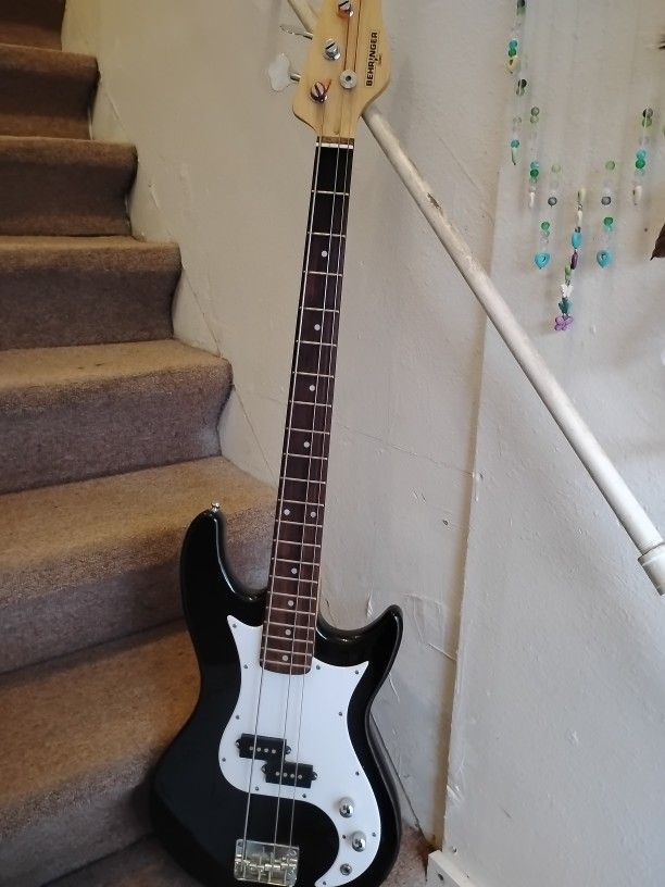 Behringer Bass Guitar