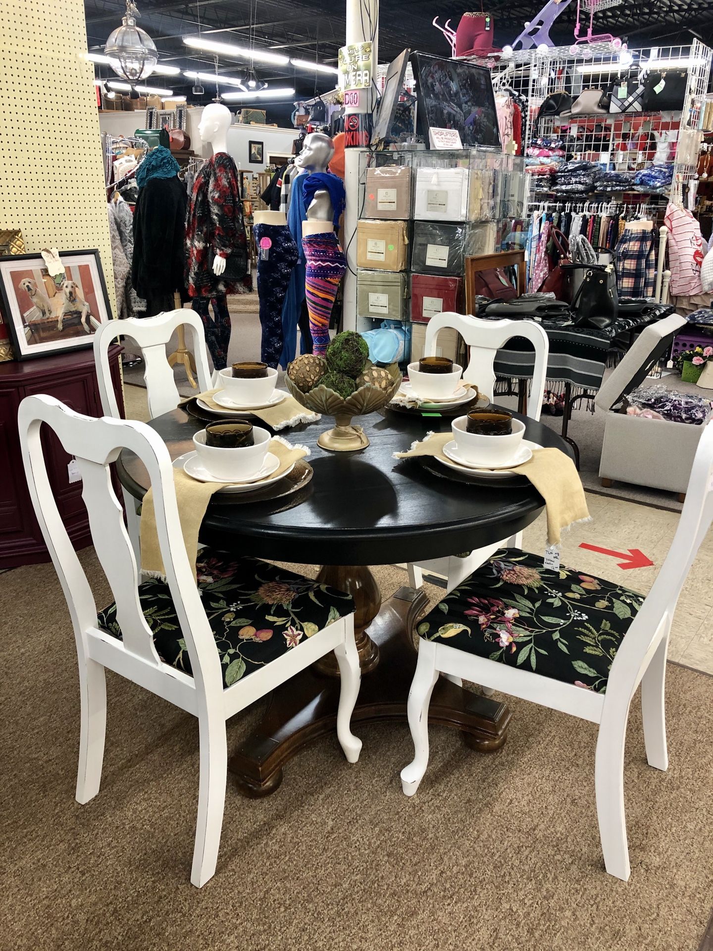 Black And White Distressed Dining Set