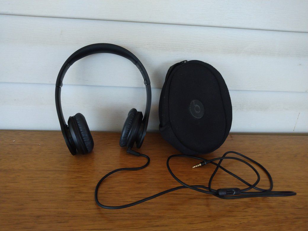 Beats Solo HD On Ear Headphones