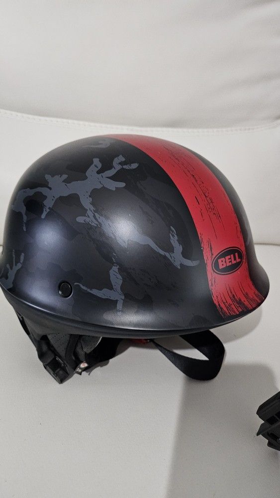 BELL HELMET
