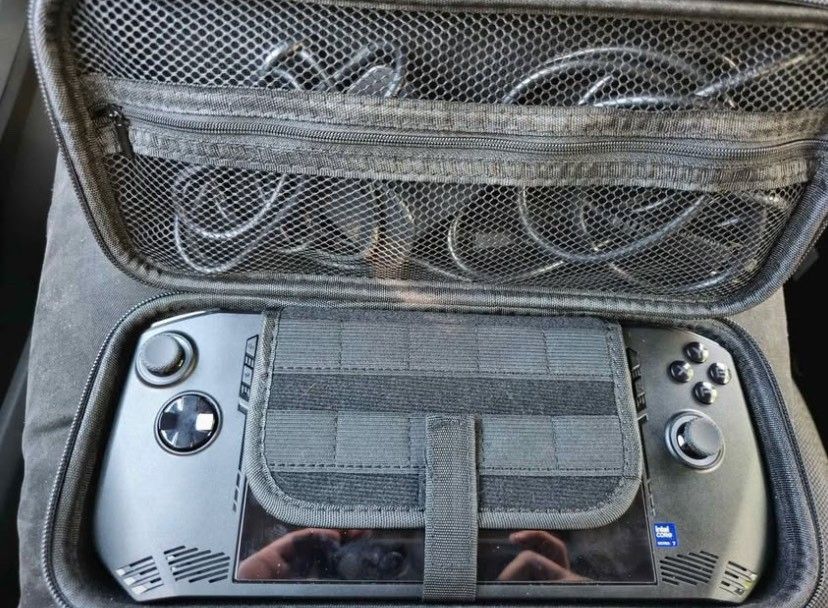 New Condition MSI Claw A1M Ultra 7