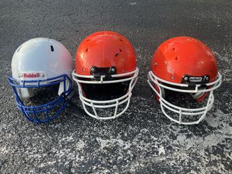 Youth Football Helmets( Lot Of 3)