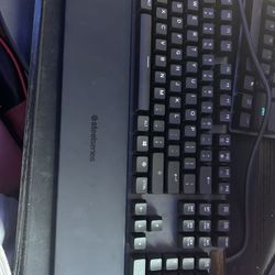 SteelSeries - Apex Pro Full Size Wired Mechanical OmniPoint Adjustable Actuation Switch Gaming Keyboard with RGB Backlighting - Black