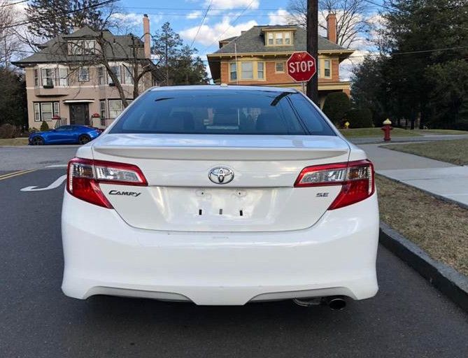 Very Nice 2010 Toyota Camry FWDWheels