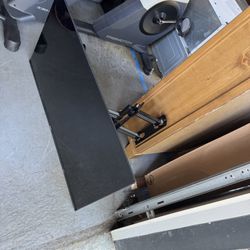 Flat ScreenTV With Wall Mount