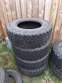 Toyo Open country lt265/70r17 tires