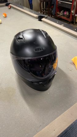 Motorcycle racing helmet