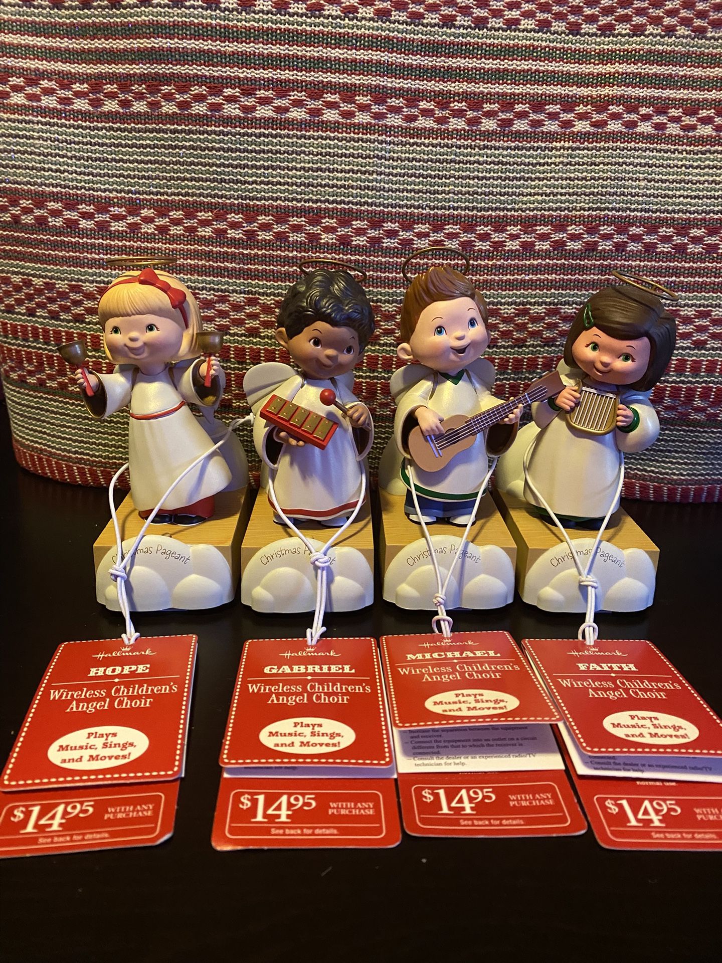 Hallmark 2012 Wireless Children’s Christmas Pageant Angels Choir Set Of 4