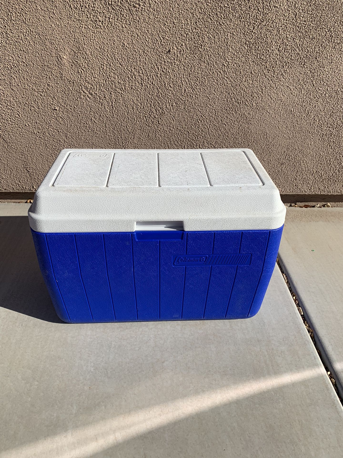 50 Quart Coleman High Cooler Excellent Condition