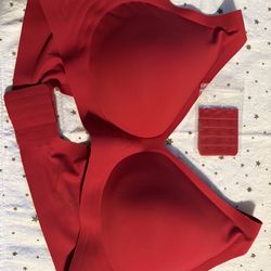 3x Red wireless bra