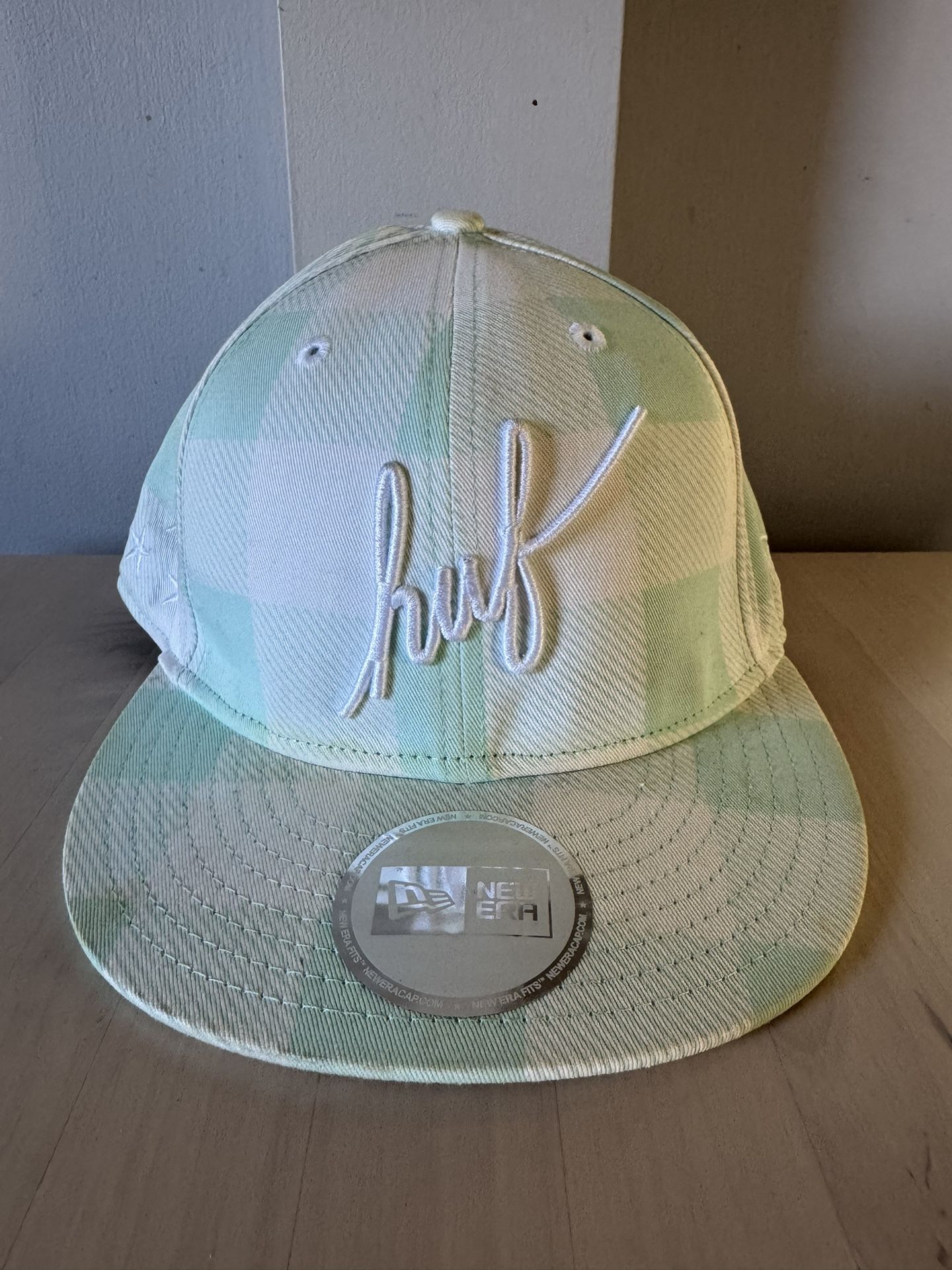 Huf New Era Script SnapBack Mint