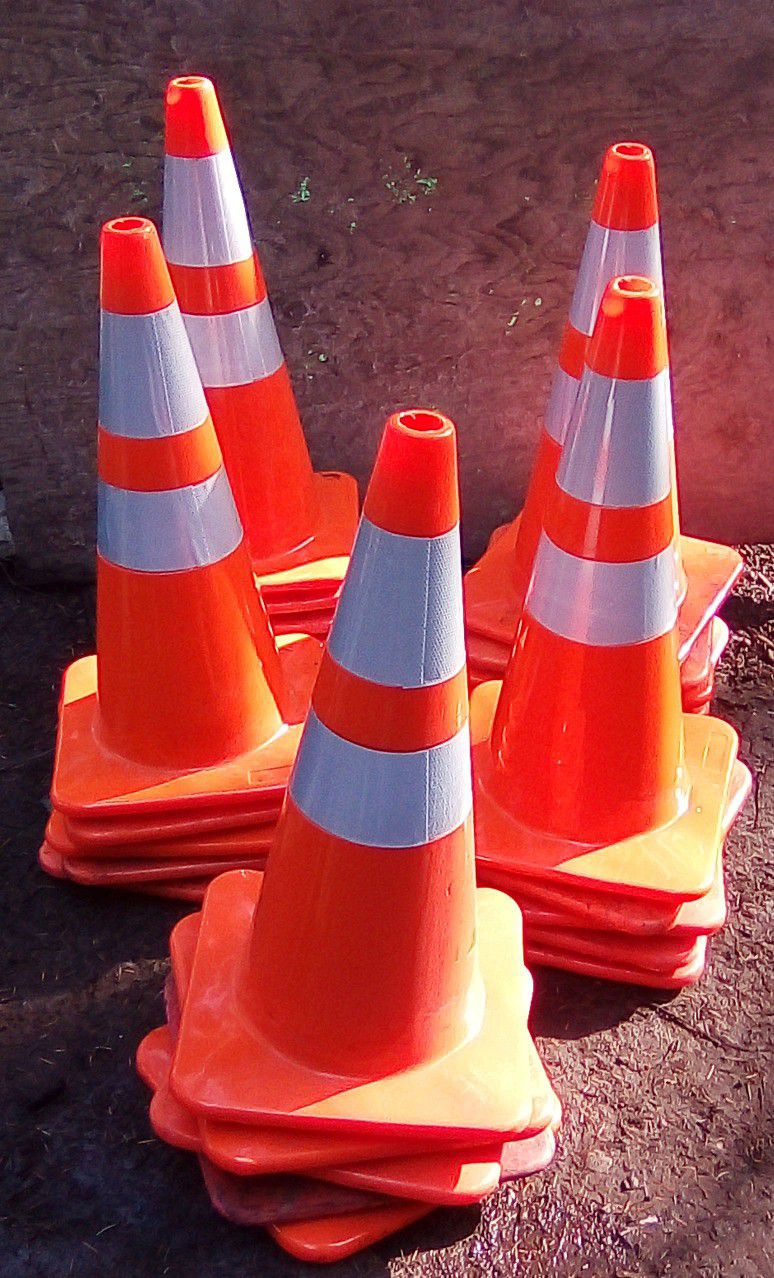 28in Orange Safety Cones 