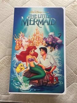 Disney vhs blanket (the little mermaid)