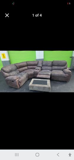 Free delivery sectional Recliner