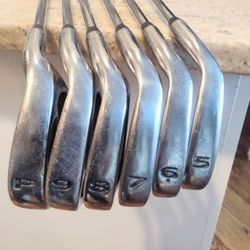 Beginners Intech Oversized Irons+Offset Driver+ Putter