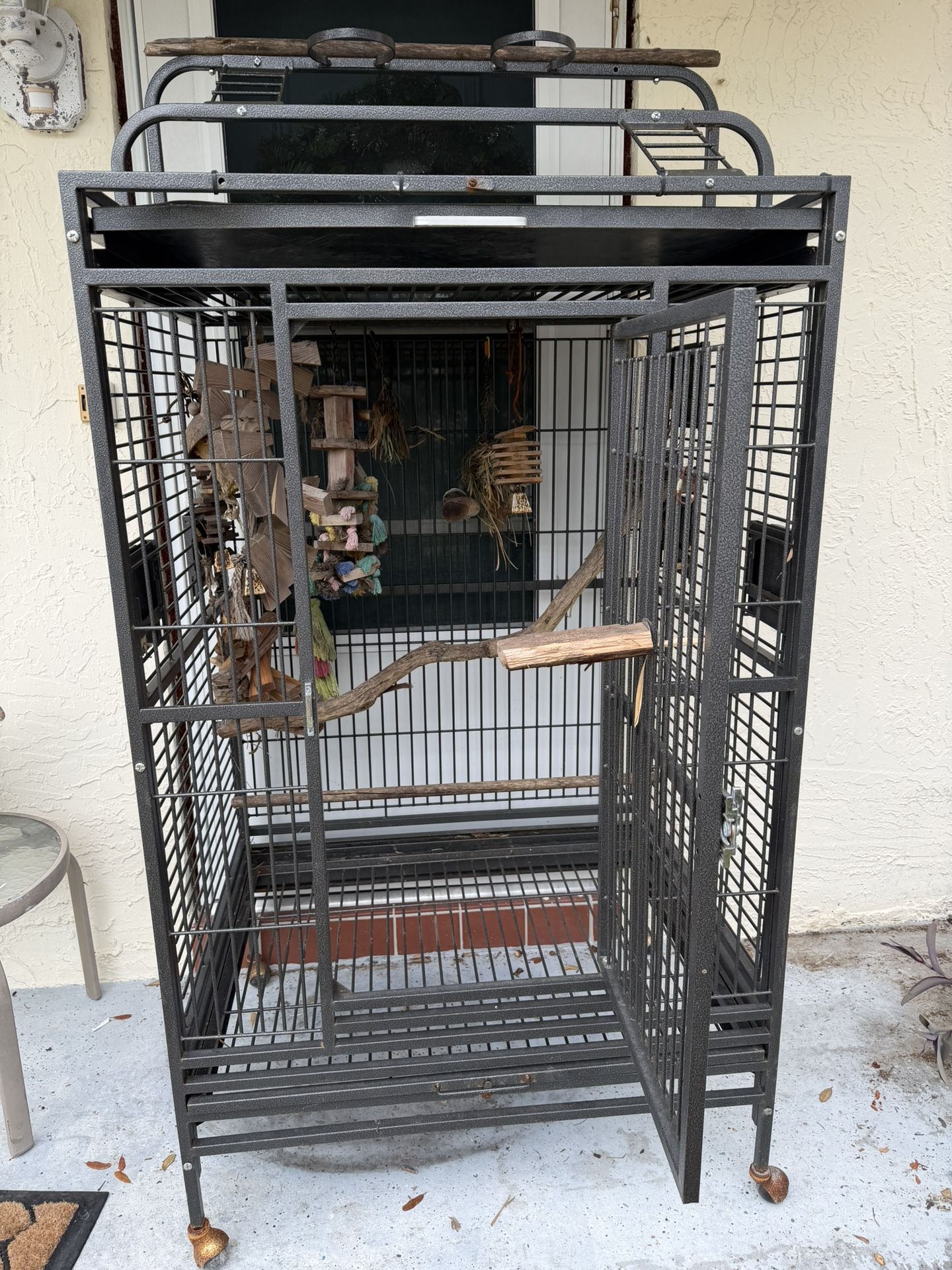 Nice Heavy Bird Cage 
