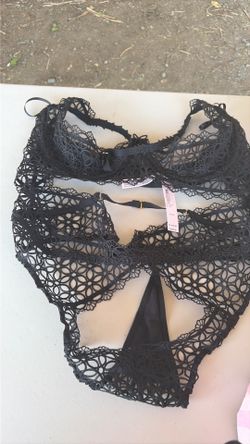 Victoria’s Secret Close