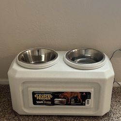 Elevated Feeder