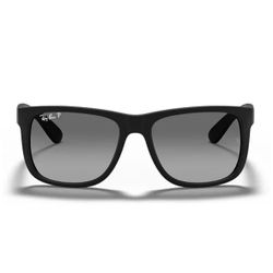 Men’s Ray-Ban classic sunglasses