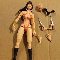 Executive Replicas Vampirella