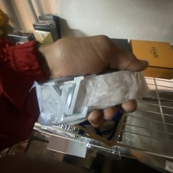 LOUIS VUITTON BELT 