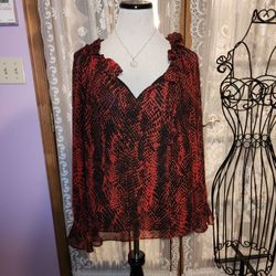 Size Large Beautiful Flowing Lined Shirt