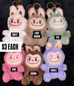 Labubu, Winnie the Pooh, stitch, strawberry shortcake, piglet, tigger, Eeyore and batch loofahs