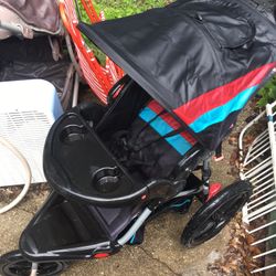 Very nice baby Train jogging stroller only $75 firm